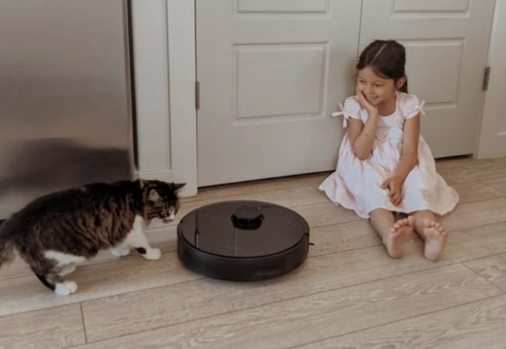 robot vacuum with self cleaning mop