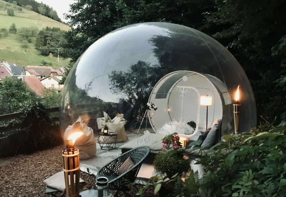 outside bubble tent