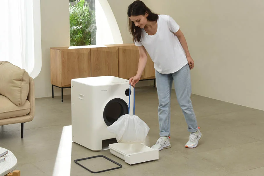 automatic litter box for multiple cats